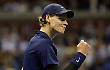 Jannik Sinner stratosferico: parte forte, soffre, lotta e alla fine supera Auger-Aliassime. Finale contro Carlos Alcaraz