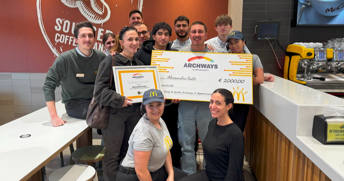 Spilla Dipendente McDonald's 6 Mesi Membro Equipaggio Di