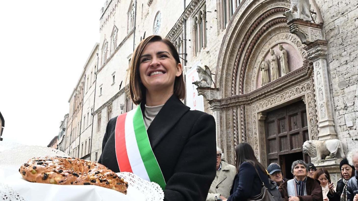 Perugia celebra San Costanzo, patrono della citt&agrave;: si rinnova la tradizione. Le foto 