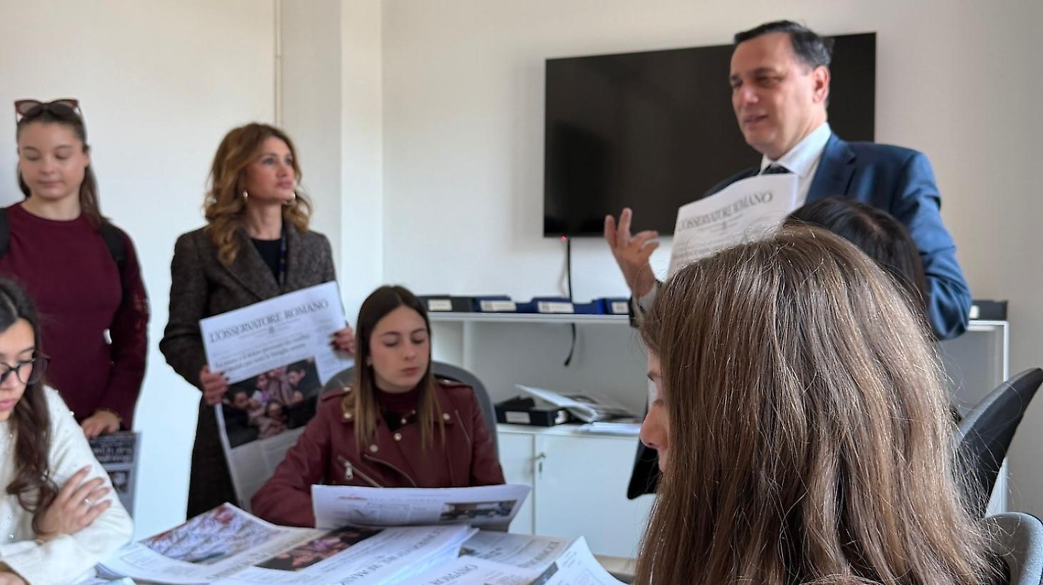 Studenti in Vaticano e ad Auschwitz: sfoglia l'inserto Scuola & lavoro