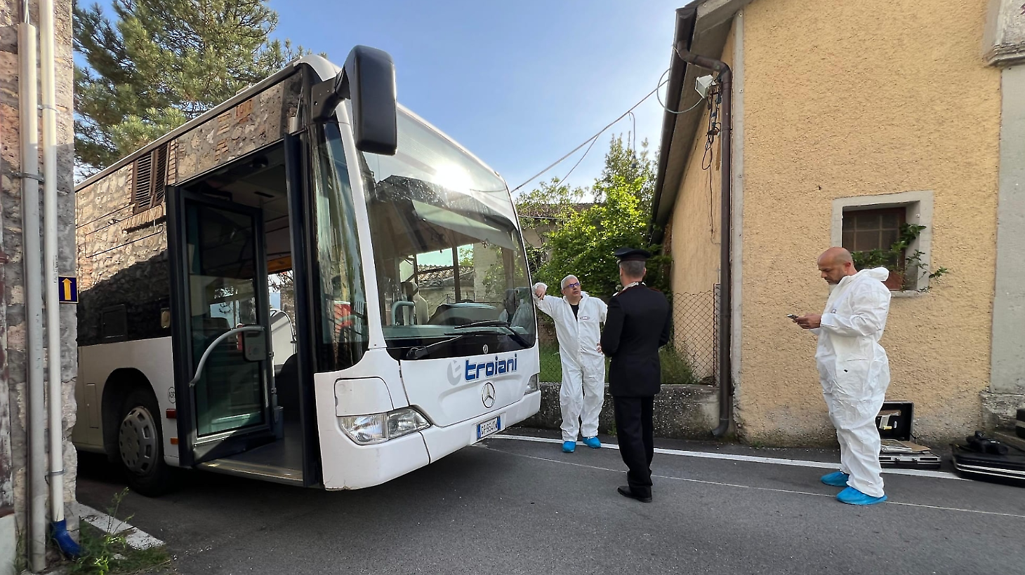 Ritrovato Mohamed El Messaoudi, l'uomo che ha aggredito la moglie a martellate sul bus