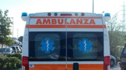 Morto un uomo di 32 anni mentre fa il bagno: tragedia nella piscina comunale di Marsciano. Inutili i tentativi di soccorso