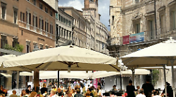 Perugia, il turismo rallenta ad agosto: calo del 20% rispetto al 2023. Fittuccia (Federalberghi): "Pochi stranieri"