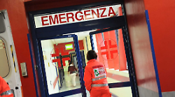 Assisi, ragazza di 24 anni accusa un malore. Soccorsa in elicottero e portata in ospedale: ricoverata in prognosi riservata 