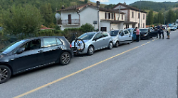 Gubbio, incidente stradale sulla Pian D'Assino: tamponamento a catena tra cinque auto. Strada bloccata per un'ora