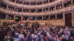 Inizia il Todi Festival, al via la 38esima rassegna con spettacoli e incontri con gli autori: date, ospiti e programma
