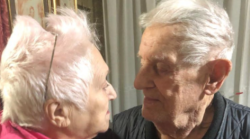 Foligno, Lina e Rolando festeggiano le nozze di titanio dopo 70 anni di matrimonio: festa con figli, nipoti e pronipoti