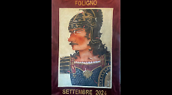 Quintana di Foligno, svelato il Palio della Rivincita 2024. Si intitola Marte: è realizzato dall'artista Roberto de Pinto