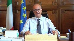 Il ministro Giuseppe Valditara augura a tutti gli studenti un buon anno scolastico: ecco il videomessaggio