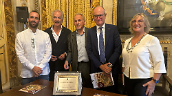 Foligno, consegnato al direttore de Il Foglio Claudio Cerasa il premio giornalistico Picuti