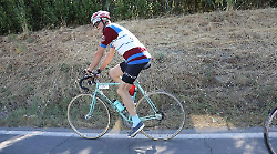 Chi era Maurizio Lovari, ciclista di 72 anni morto a Passignano in un incidente. Noto imprenditore di Cortona che amava la bici