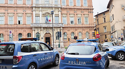 Perugia, denunciato spacciatore in piazza Grimana: aveva dieci grammi di anfetamina 