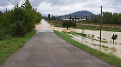 Violenti nubifragi in Umbria. Esondati i torrenti Genna e Rio Vestricciano, chiusa strada allagata nell'Orvietano