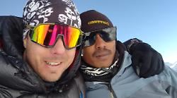 Dall'Umbria alla vetta del mondo: "Avevo paura del vuoto, ora sono salito sull'Himalaya"