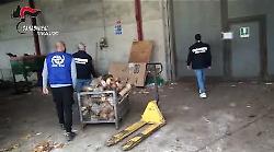 Caporalato, il video del blitz dei carabinieri che ha portato all'arresto di un 68enne