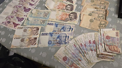 Arezzo, trova 5 milioni di lire in una soffitta. Ora è solo carta straccia