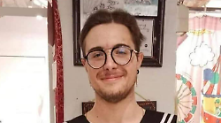 "Aiutatemi a trovare mio figlio". Il disperato appello di mamma Federica rilanciato da Chi l'ha visto? Riccardo Branchini, 19 anni, scomparso ai confini con l'Umbria