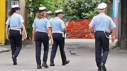 Perugia, al via il concorso pubblico per diventare agente della polizia municipale: entro quando e dove presentare la domanda