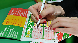 Lotto e Superenalotto, le estrazioni di oggi marted&igrave; 26 novembre: i numeri vincenti