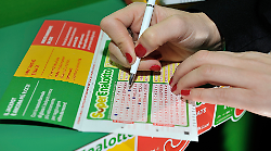 Lotto e Superenalotto, le estrazioni di oggi sabato 11 gennaio: i numeri vincenti