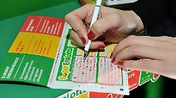 Lotto e Superenalotto, le estrazioni di oggi giovedì 16 gennaio: i numeri vincenti