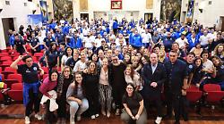 Marco Masini in visita a Molino Silla: "Da qui l'aiuto laddove la musica non può arrivare"