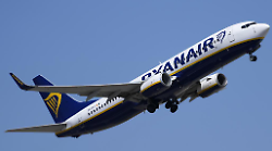 Aeroporto, Ryanair annuncia le rotte dell'estate 2025: 10 destinazioni per 70 voli a settimana. Ecco dove