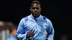 Mario Balotelli al Genoa, affare in chiusura. Fissate le visite mediche: ecco lo stipendio