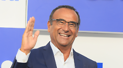 Tale e Quale show, magia di Carlo Conti: i cantanti imitati e la lotta all'ultimo voto. Assalto al primo posto, chi ce la farà? Il giudice a sorpresa