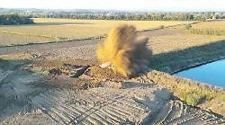 Dopo il disinnesco la bomba ritrovata a Marsciano è stata fatta brillare: il video dell'esplosione