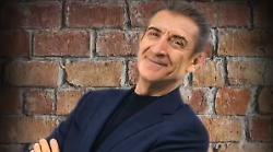 Ezio Greggio, da Striscia la notizia al Mancinelli di Orvieto. Una vita sullo schermo tra gag, sorprese e personaggi