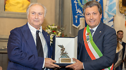 A Tonino Lamborghini il San Michele d'Oro. "Orgoglioso di questo premio"