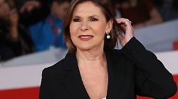 &Egrave; sempre Cartabianca, anticipazioni della puntata di stasera 27 gennaio: un reportage&nbsp;sull'omicidio di Alex Pretti a Minneapolis e le polemiche per la scarcerazione di&nbsp;Jacques Moretti