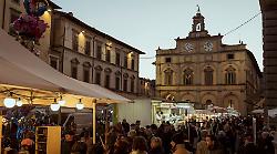 Città di Castello, tutto pronto per le fiere di San Florido: 230 espositori, aree speciali e aperture straordinarie dei negozi