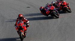 Pecco Bagnaia campione Motogp se: tutte le combinazioni. Il pilota Ducati vince la Sprint e tiene aperto il mondiale