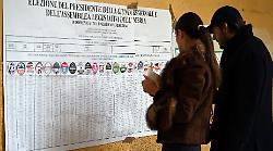 Elezioni regionali in Umbria, l'affluenza al voto alle ore 19 di domenica: calo del 20% rispetto al 2019