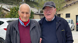 Dino e Ruggero, un'amicizia lunga 80 anni: l’infanzia alla Bandita, la scuola distante due ore a piedi e i primi balli da adolescenti a Nocera Umbra