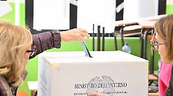 Regionali in Umbria, l'affluenza al voto delle elezioni 2024: è la percentuale più bassa di sempre