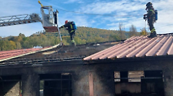 Incendio in allevamento a Città di Castello, morte 8 mila galline