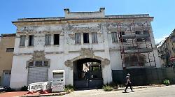 Spoleto, cantiere abbandonato in centro: il Comune paga 27 mila euro di bonifica