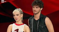 Anna Lou Castoldi e Nikita Perotti, è nato un amore? Chi sono i due che stanno incantando a Ballando con le stelle