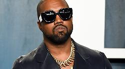 Kanye West, accusato ancora di violenza sessuale. La denuncia parte dalla modella Jennifer An