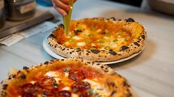 Pizza (e bevanda) quanto mi costi: la speciale classifica di Perugia e Terni. Così nelle altre città italiane