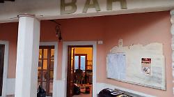 Terni, riapre dopo anni l'unico bar del paese. Alcuni giovani lanciano un progetto per la rinascita del borgo di Miranda