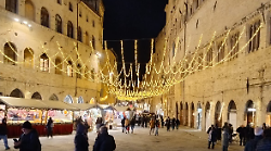 Il Capodanno in Umbria fa il pieno di turisti: gli hotel sono sold out. Fittuccia (Federalberghi): "Offerta vasta in tutto il territorio"