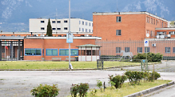 Aggredisce due donne a calci e pugni senza un apparente motivo: arrestato 31enne 