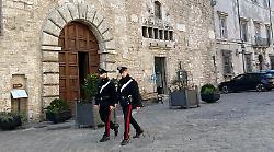 Narni,  si introduce più volte nella villa e ruba barbecue e telecamere: nei guai un 44enne