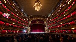 Prima della Scala 2024, tutti i vip attesi a teatro: da Roberto Bolle a Giorgio Armani