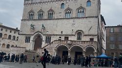 Perugia, ultimo ciak per la serie Netlix Love in translation. Ecco quando andrà in onda e chi sono i protagonisti
