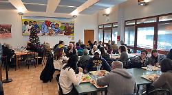 Il pranzo di Natale del consiglio comunale di Perugia alla Caritas: presenti maggioranza e opposizione. "Su questi temi non esiste colore politico"